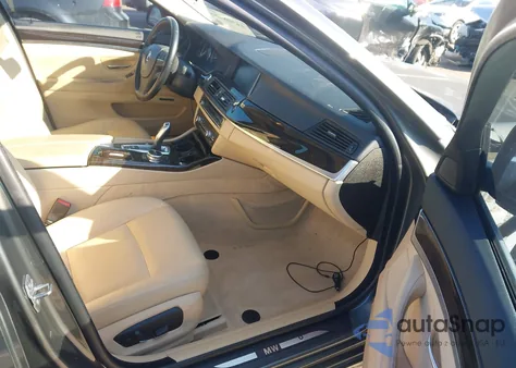 2014 BMW 528I из США, поврежденный, VIN WBA5A5C57ED511614